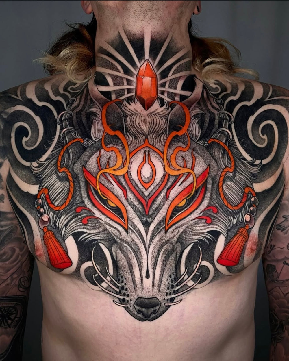 Body flow detail in an Openmind fantasy tattoo